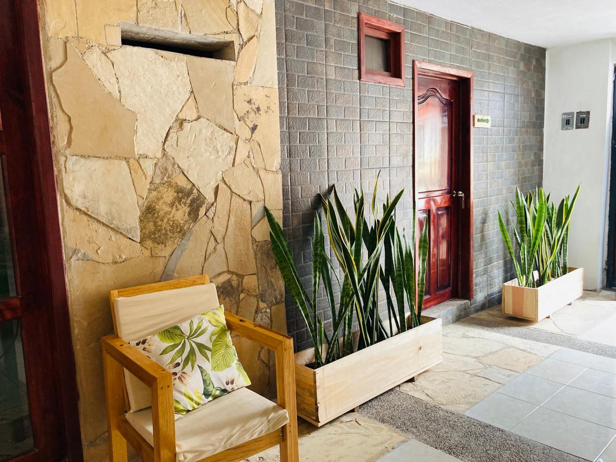 Alhambra Hotel - Сан-Крістобаль-де-лас-Касас Екстер'єр фото